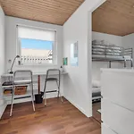Holken 14, Comfortable Vacation In The Town Of