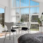 Holken 14, Comfortable Vacation In The Town Of Holiday home