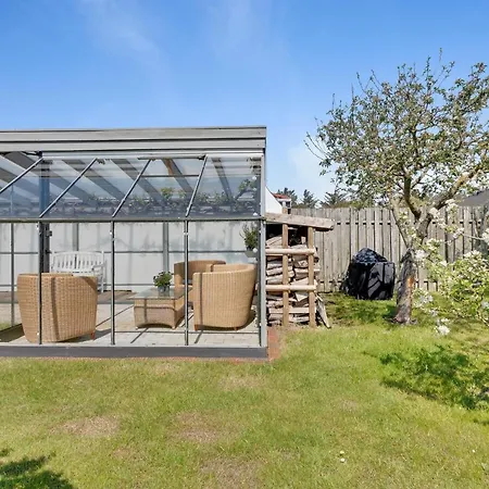Holken 14, Comfortable Vacation In The Town Of Holiday home Lokken