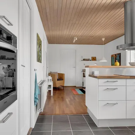 Holken 14, Comfortable Vacation In The Town Of Løkken