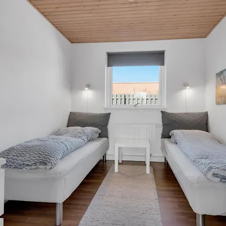 Holken 14, Comfortable Vacation In The Town Of Ferienhaus *