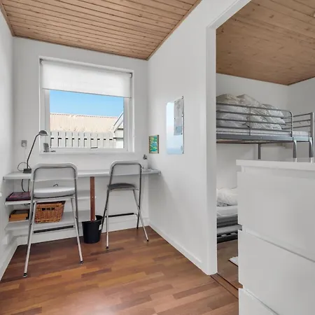 Holken 14, Comfortable Vacation In The Town Of