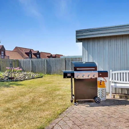Holken 14, Comfortable Vacation In The Town Of Ferienhaus