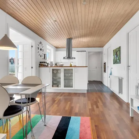 Ferienhaus Holken 14, Comfortable Vacation In The Town Of *