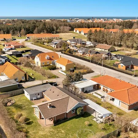 Holken 14, Comfortable Vacation In The Town Of Lokken