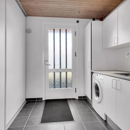 Holken 14, Comfortable Vacation In The Town Of Ferienhaus *